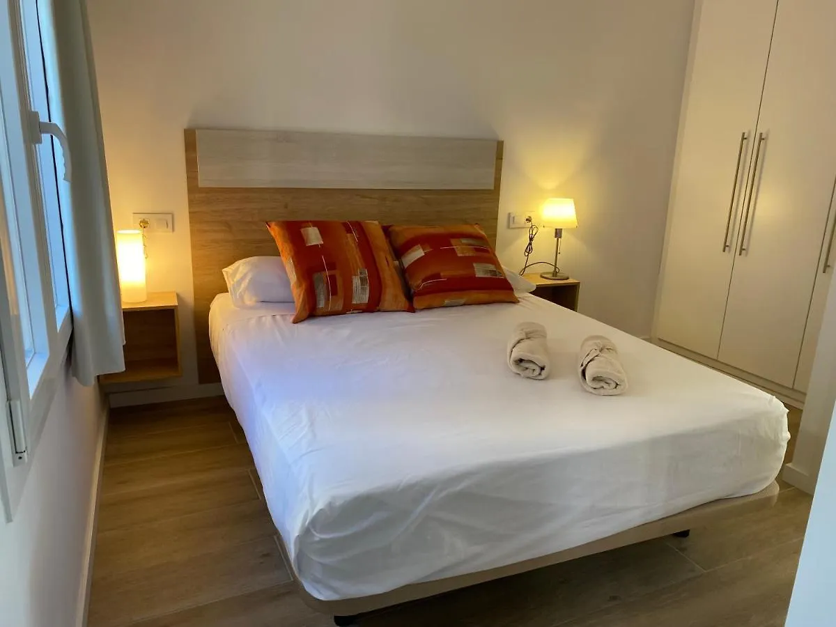 Apartament Amb Ac Amb Vistes Al Mar, Estartit Apartment L'Estartit