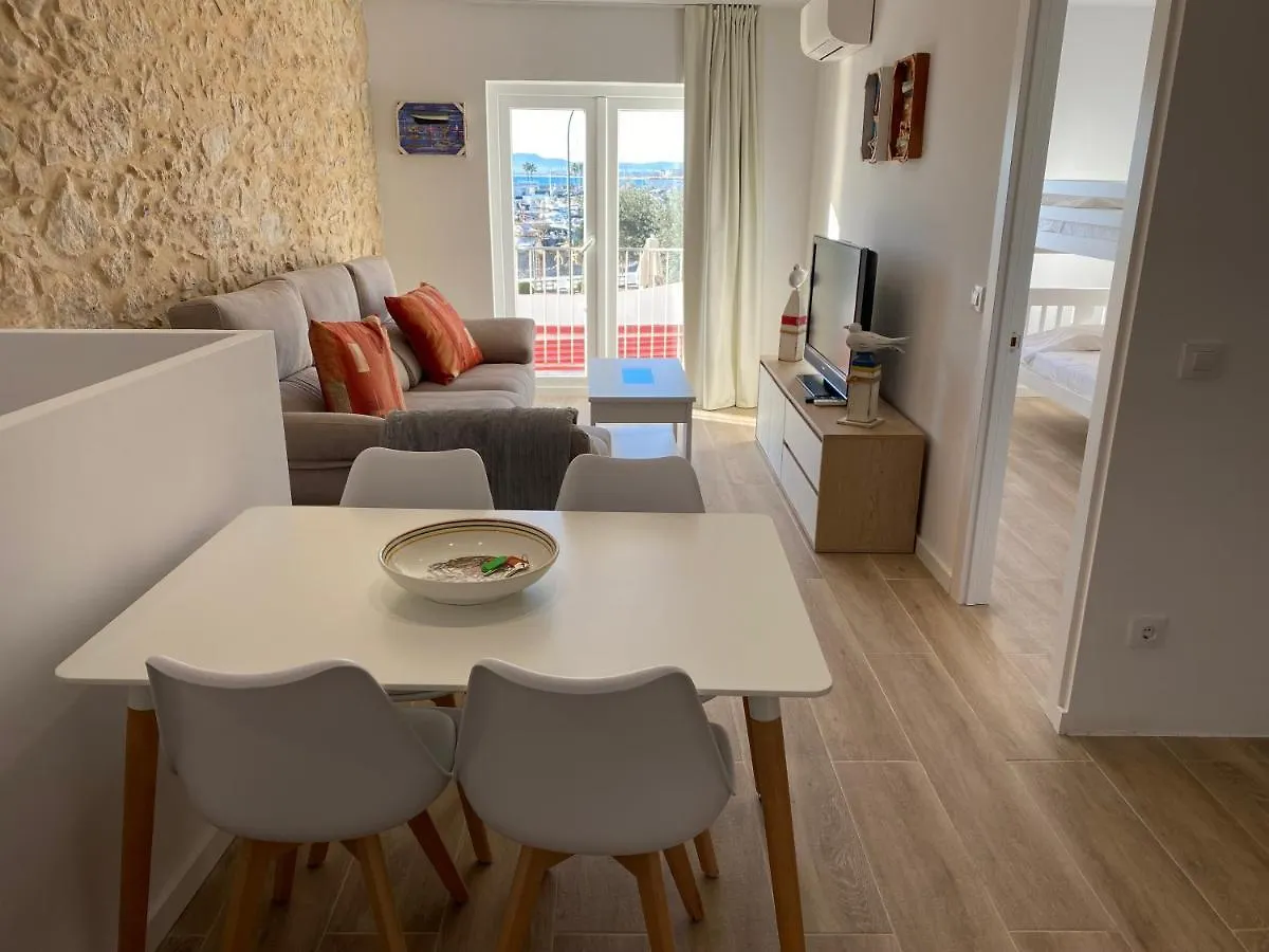 Apartament Amb Ac Amb Vistes Al Mar, Estartit Apartment L'Estartit